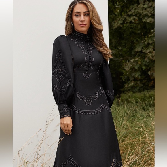 KAREN MILLEN BLACK EMBROIDERED MAXI DRESS